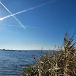 Ankerplatz Wiek Mit Eigener Sauna Und Fahrradgarage Apartmán