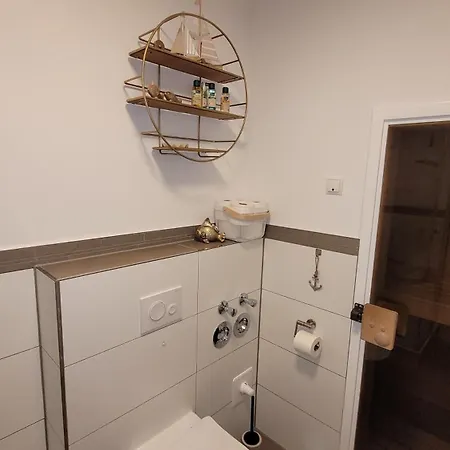 Ankerplatz Wiek Mit Eigener Sauna Und Fahrradgarage Inkl Waeschepaket *