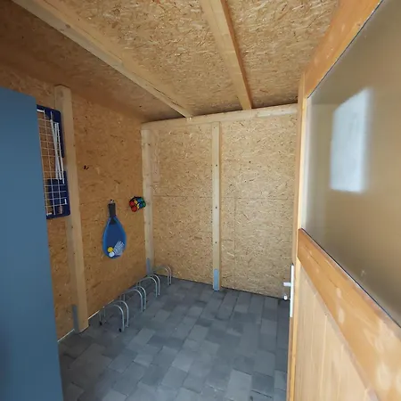 Lägenhet Ankerplatz Wiek Mit Eigener Sauna Und Fahrradgarage Inkl Waeschepaket Wiek auf Rügen