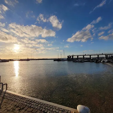 Lägenhet Ankerplatz Wiek Mit Eigener Sauna Und Fahrradgarage Inkl Waeschepaket Wiek auf Rügen